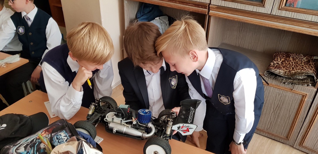 school_lesson_rc_4.jpg